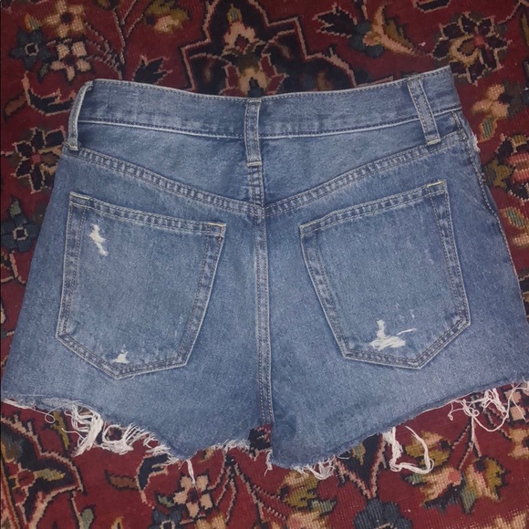 Size 24 - Free People Shorts - Picture 3 of 3